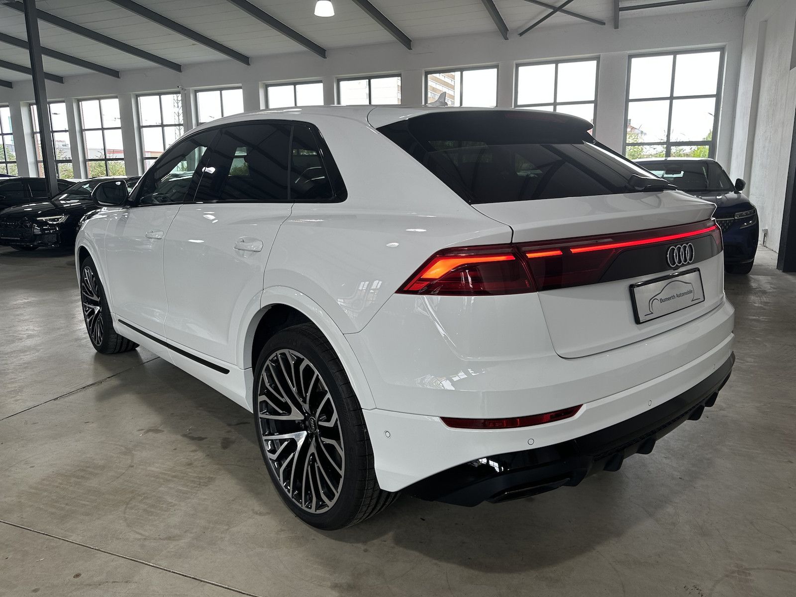 Audi Q8 45 TDI quattro S Line - Samsaru's Car Outlet