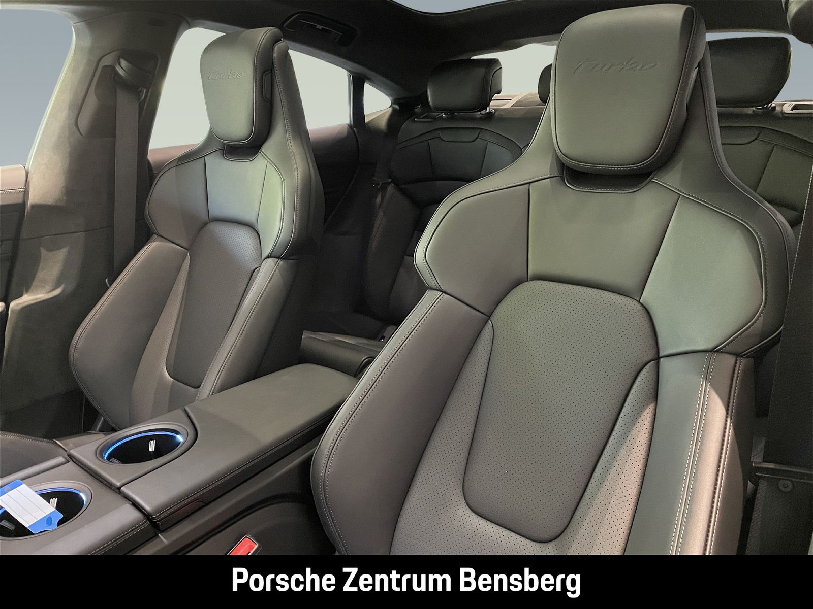Porsche Taycan Turbo