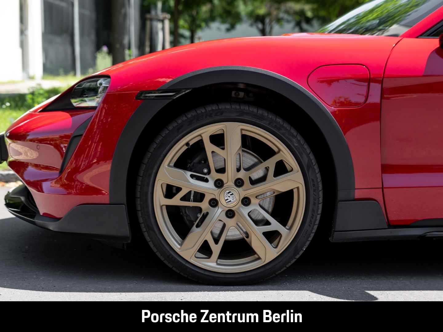 Porsche Taycan 4 Cross Turismo Panoramadach InnoDrive