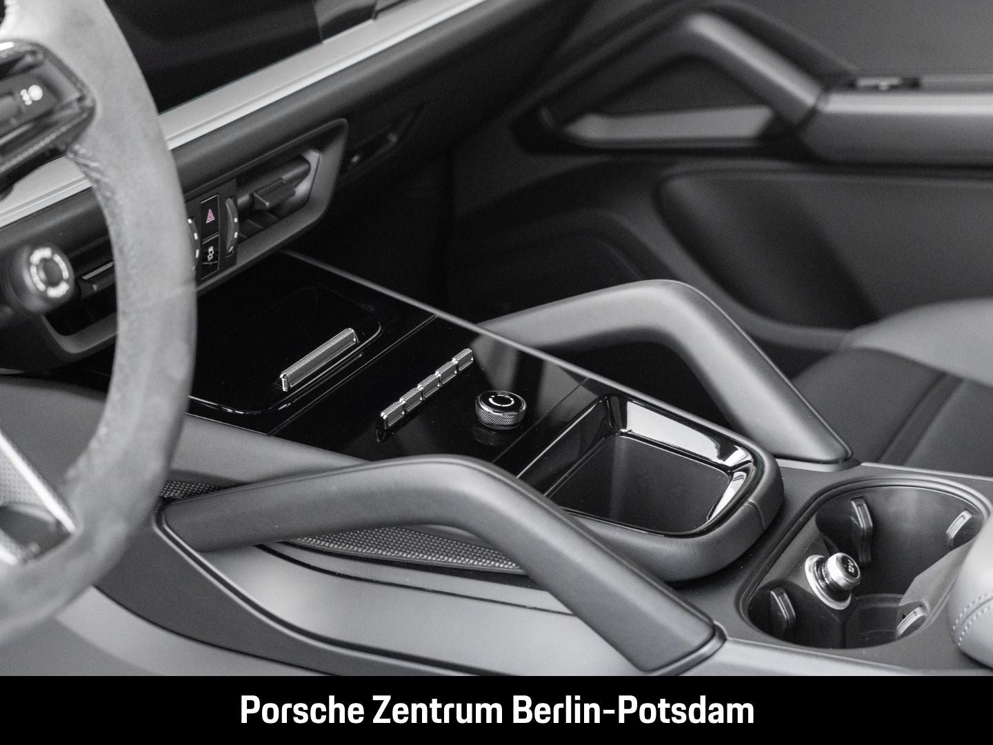 Porsche Cayenne E-Hybrid BOSE Luftfederung Panoramadach