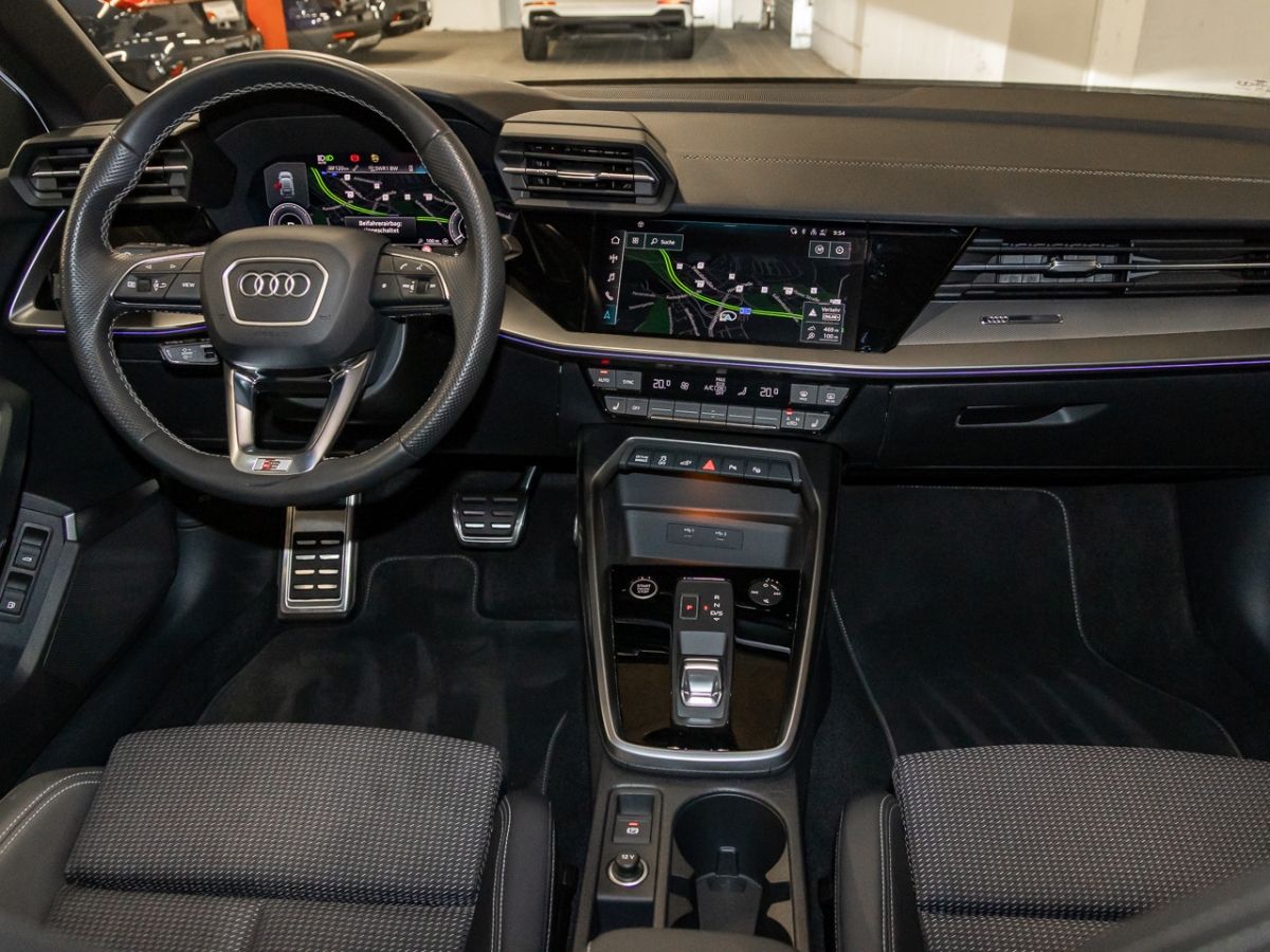 Audi A3 Sportback 45 TFSI e S line - Samsaru's Car Outlet