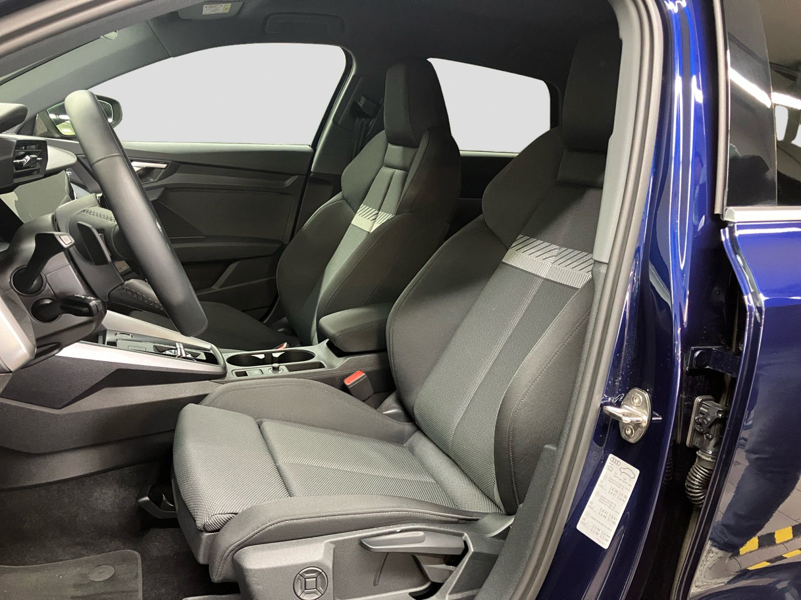 Audi A3 Sportback 40 TFSIe advanced - Samsaru's Car Outlet