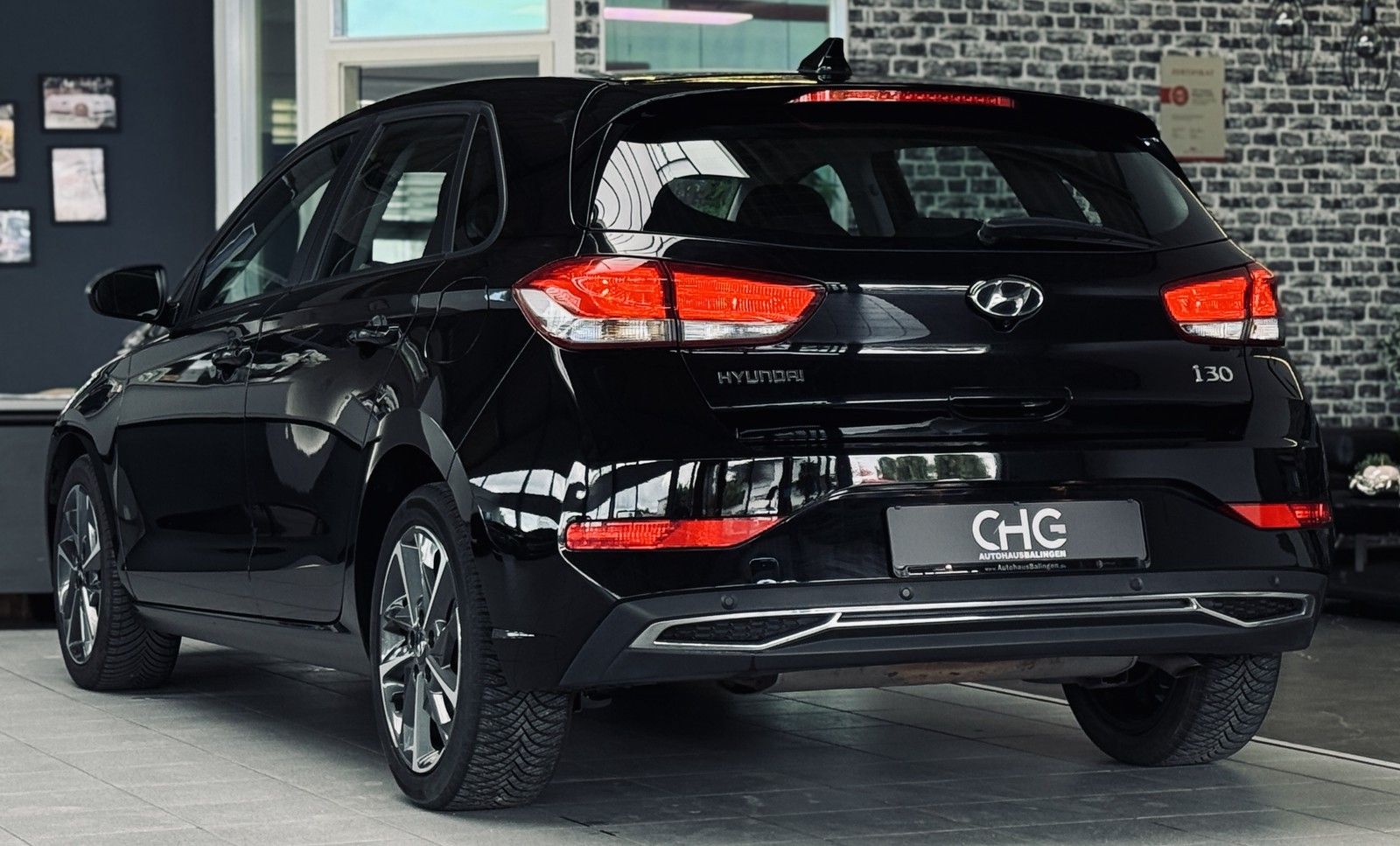 Hyundai i30 Trend Mild-Hybrid - Samsaru's Car Outlet