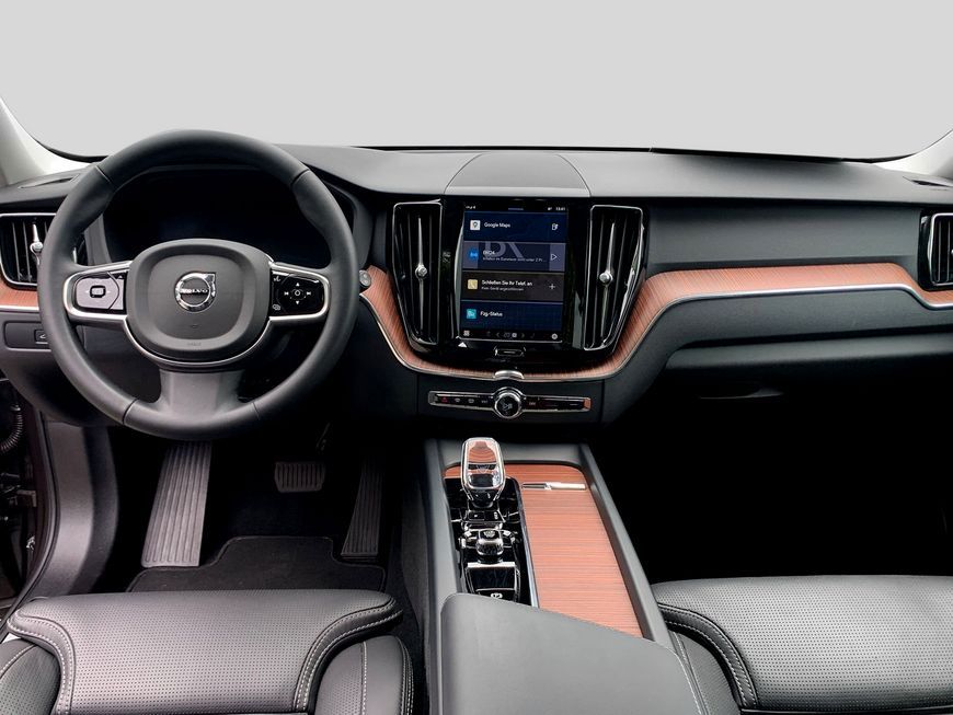 Volvo XC60 T6 AWD Plug-in Hybrid Plus Dark