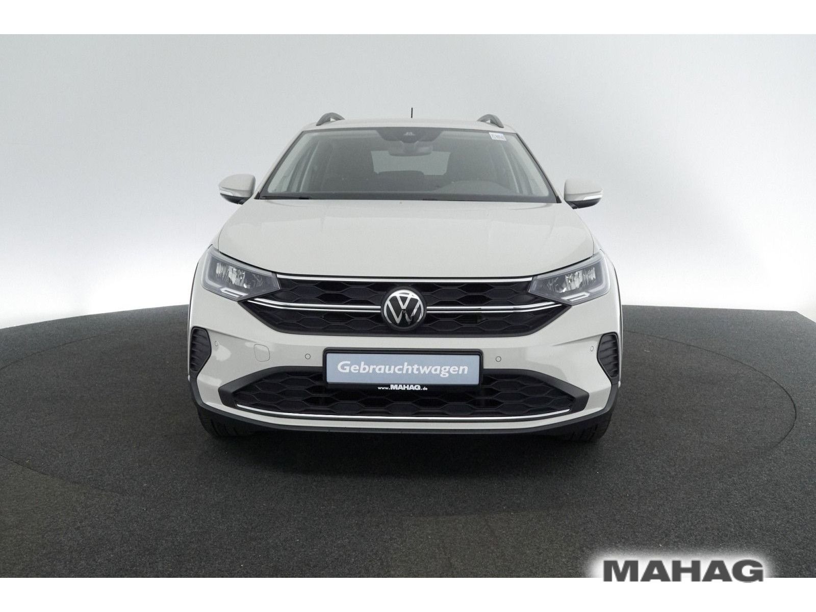Volkswagen Taigo 1.0 TSI LIFE - Samsaru's Car Outlet