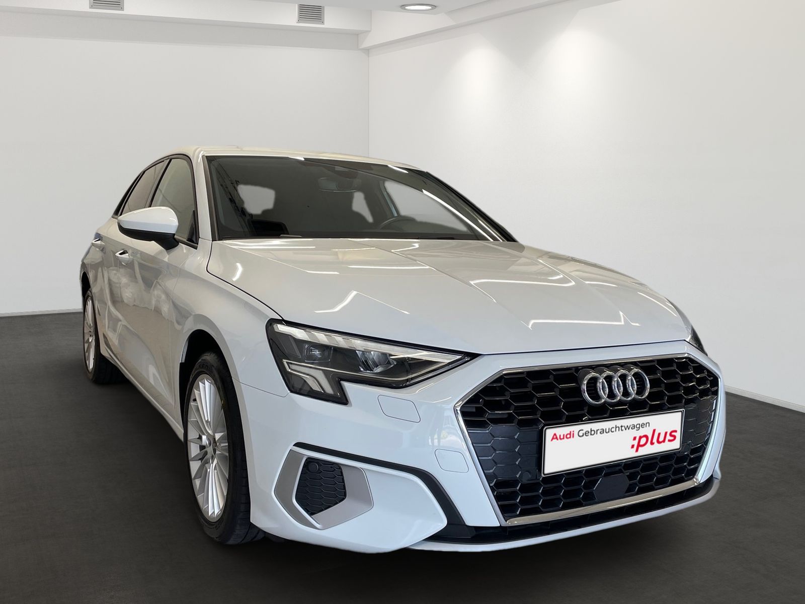Audi A3 Sportback 40 TFSI e advanced - Samsaru's Car Outlet