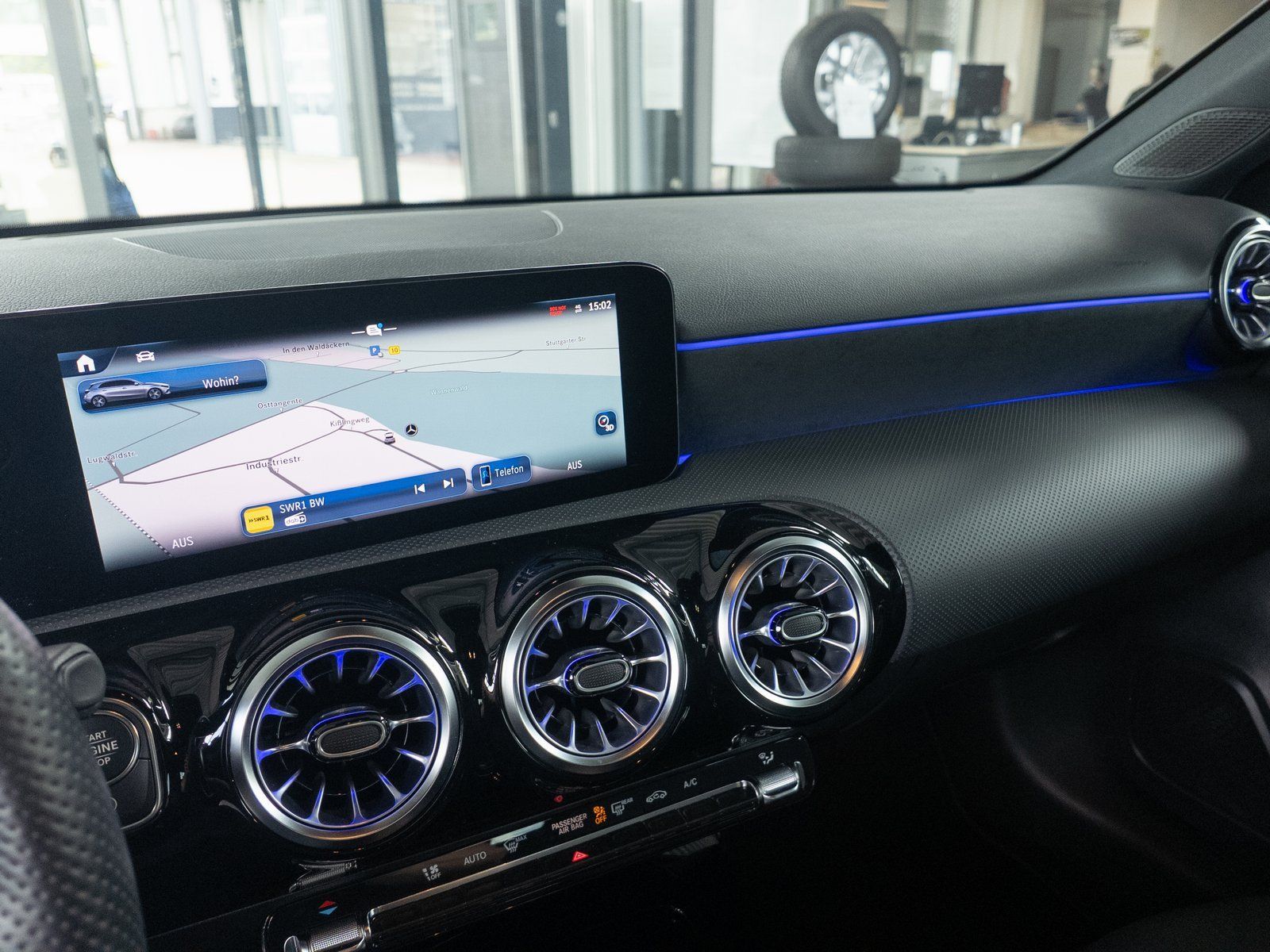 Mercedes-Benz A180 AMG Advanced - Samsaru's Car Outlet