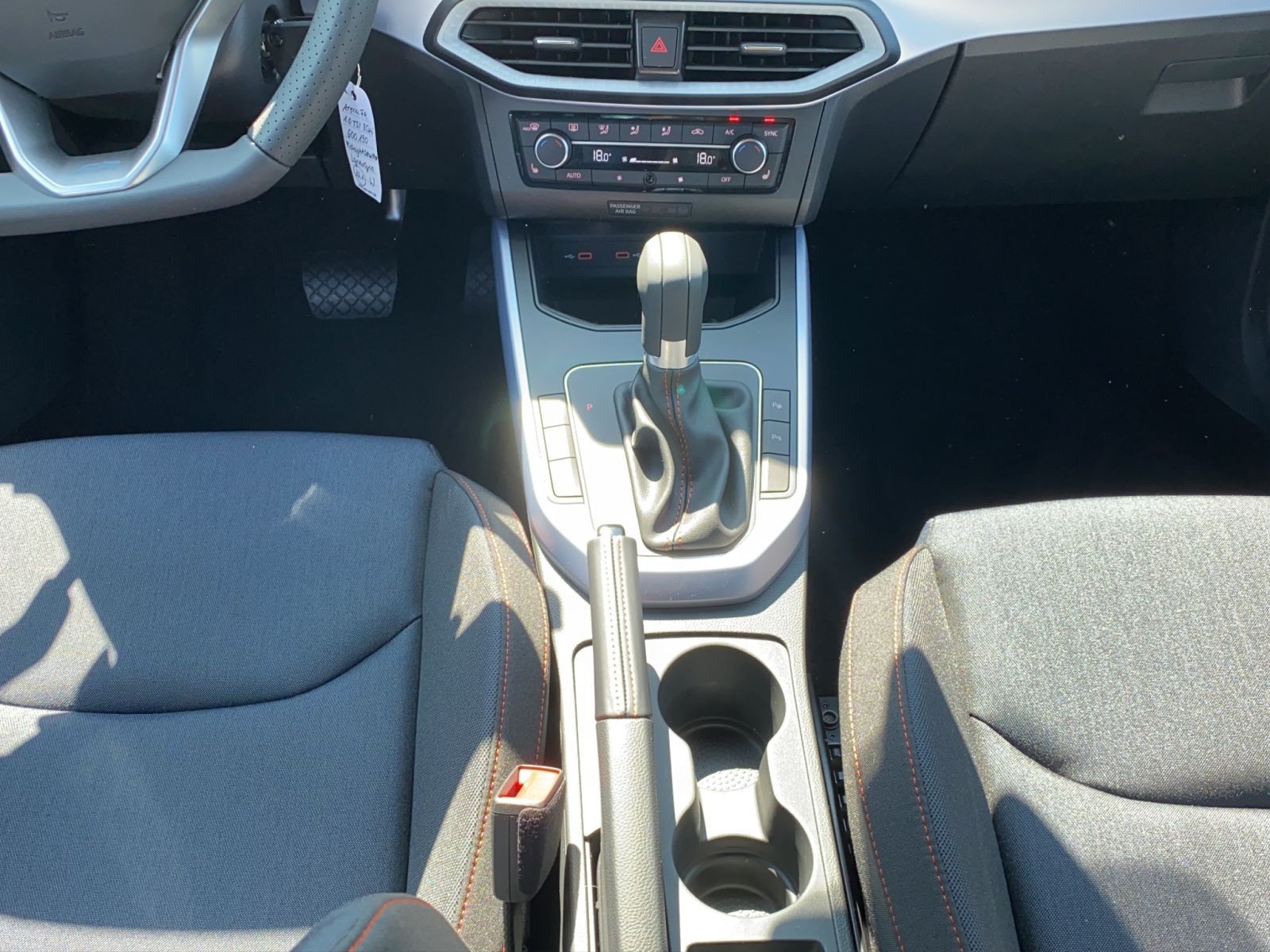 Seat Arona 1.0 TSI FR DSG AHK LED ACC PDC