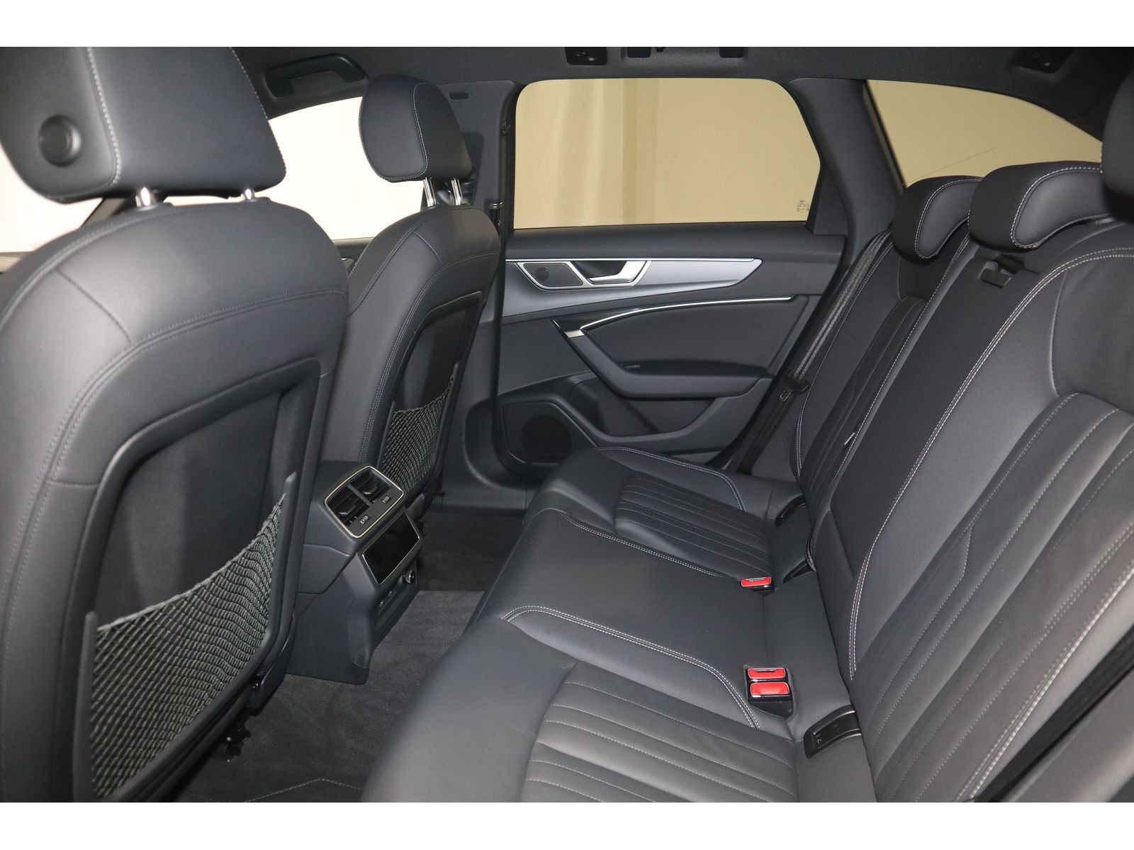 Audi A6 Avant 40 TDI quattro advanced - Samsaru's Car Outlet