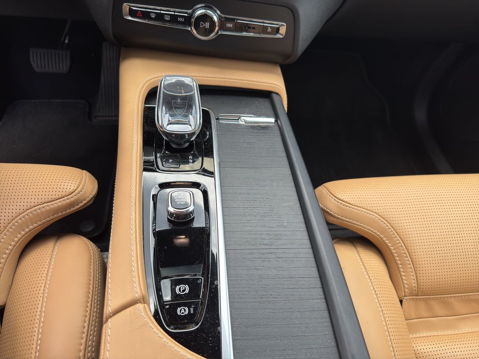 Volvo XC90 B5 Diesel AWD Ultimate Bright+Akustik+AHZV