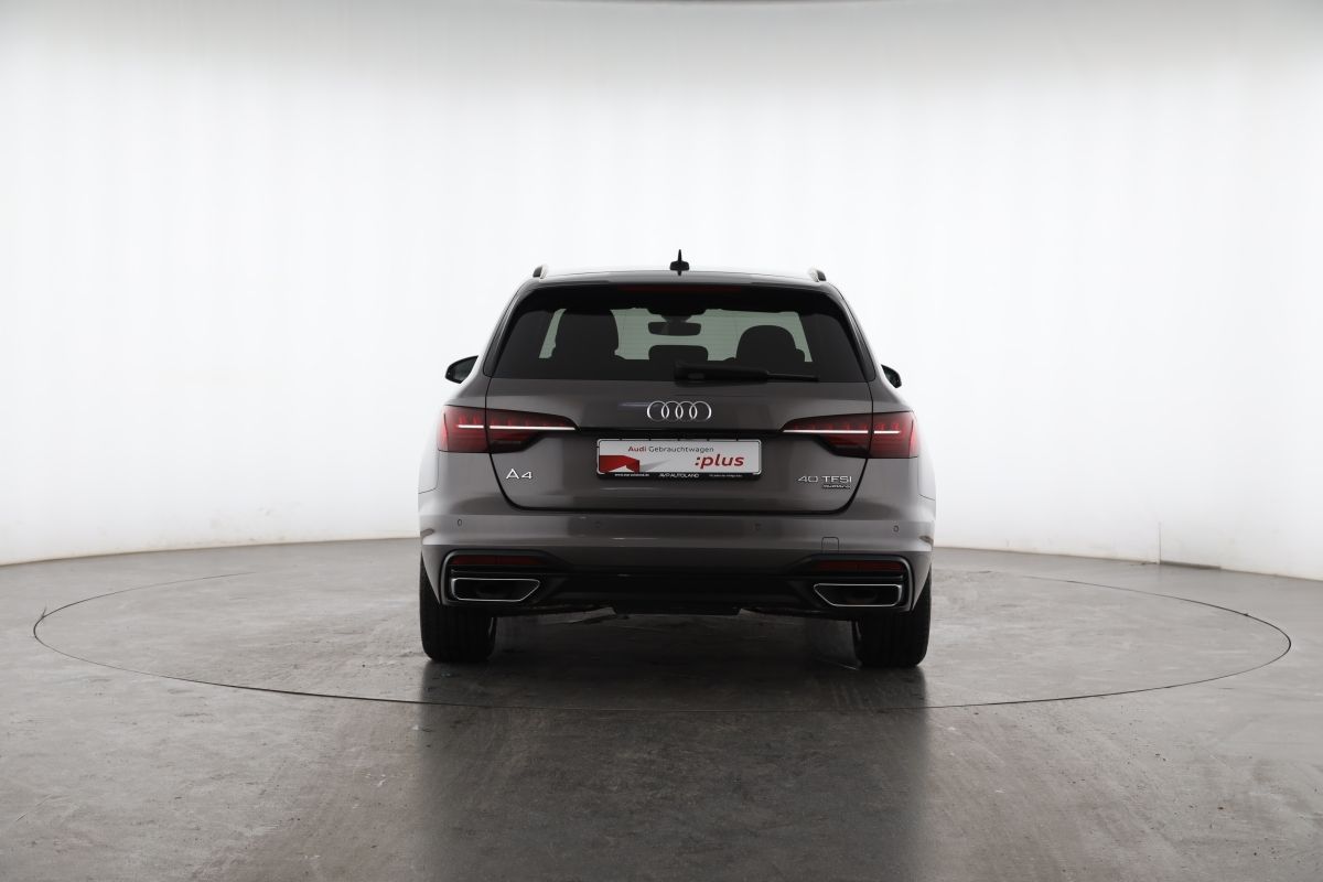 Audi A4 Avant 40 TFSI quattro advanced - Samsaru's Car Outlet