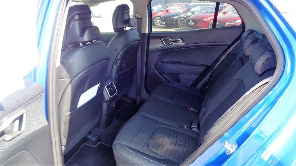Kia Sportage Vision 1.6T 48V - Samsaru's Car Outlet