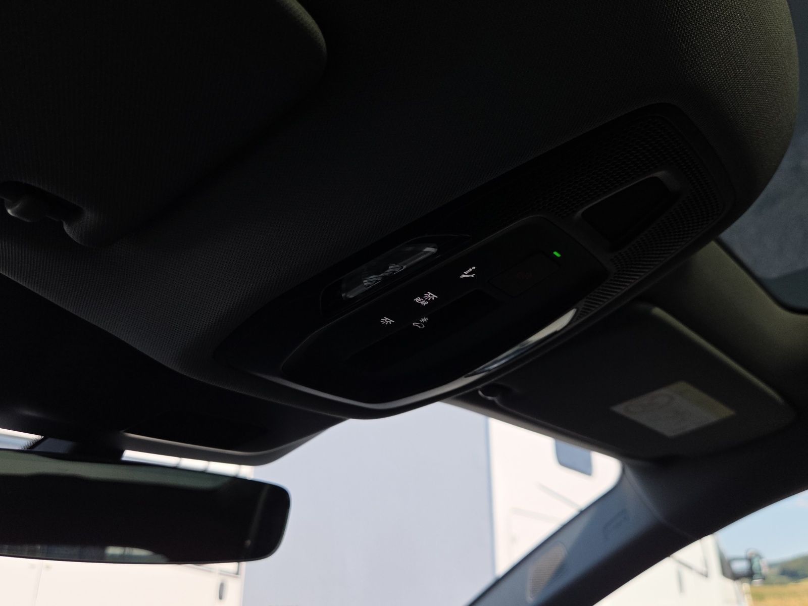 Audi A6 Avant TDI quattro S-LINE*MATRIX*HUD*AHK*PANO*