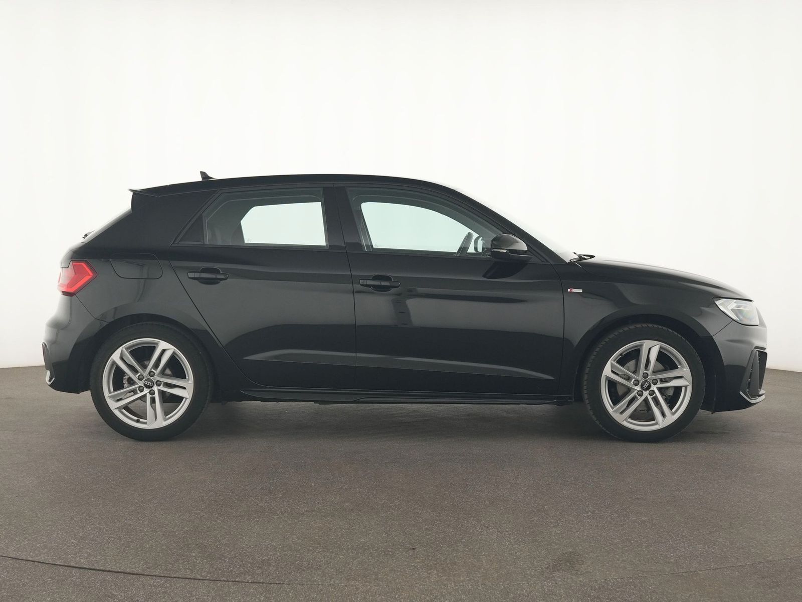 Audi A1 S-Line - Samsaru's Car Outlet
