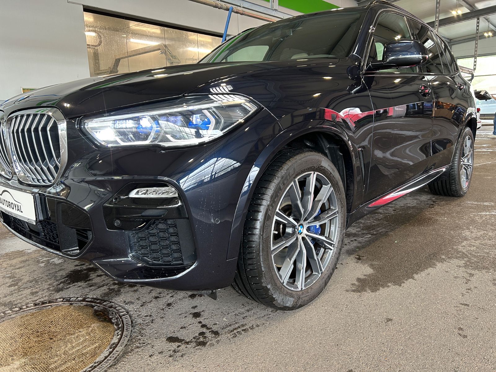 BMW X5 xDrive 40 d M Sport--7Sitzer