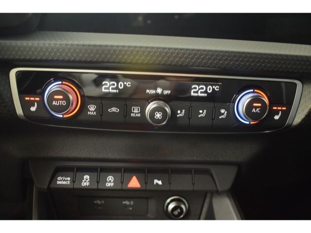 Audi A1 Sportback 30 TFSI S tr. LED+SIDE+2-ZONE