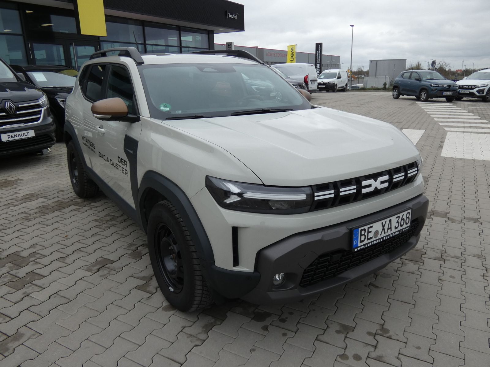 Dacia Duster Extreme TCe 130 - Samsaru's Car Outlet
