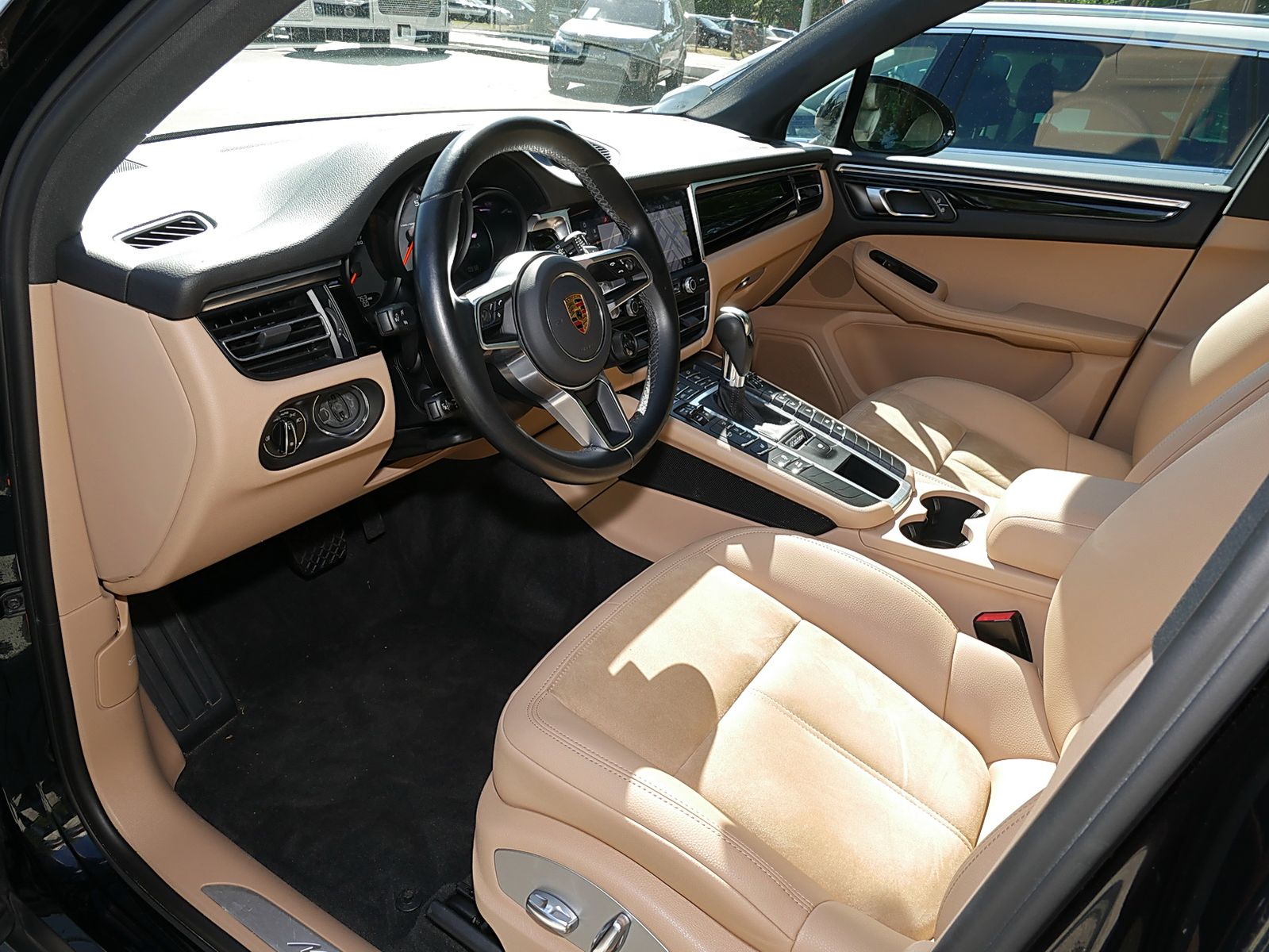 Porsche Macan S - Samsaru's Car Outlet