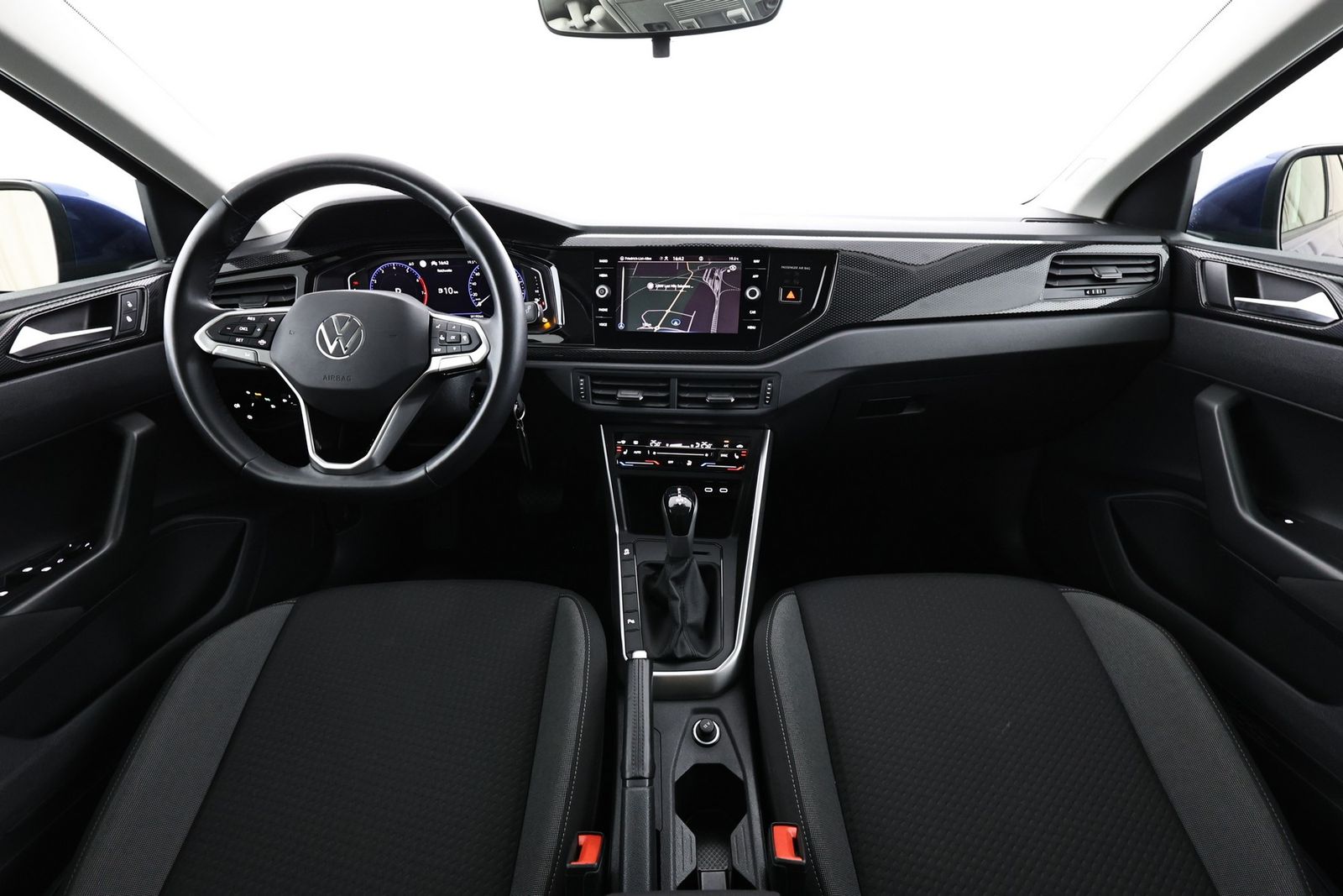 Volkswagen Taigo 1.0 TSI Life - Samsaru's Car Outlet