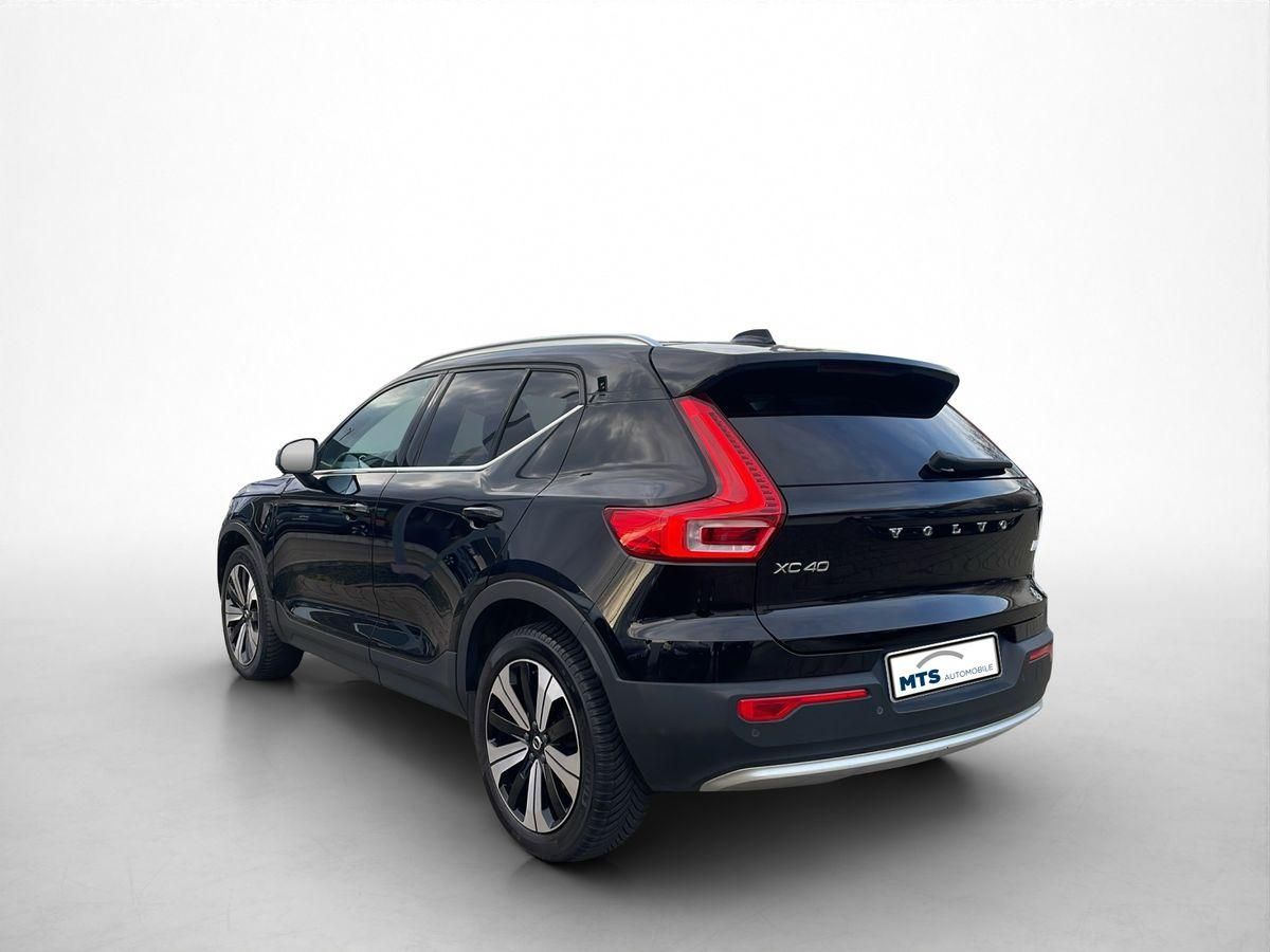 Volvo XC40 Recharge Plug-in Hybrid MY23 PLUS BRIGHT