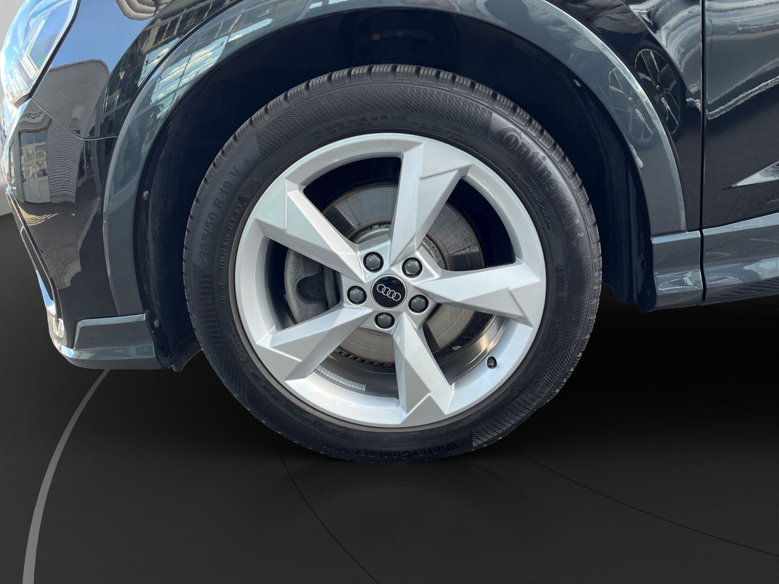 Audi Q3 Sportback 40 TFSI quattro S line - Samsaru's Car Outlet