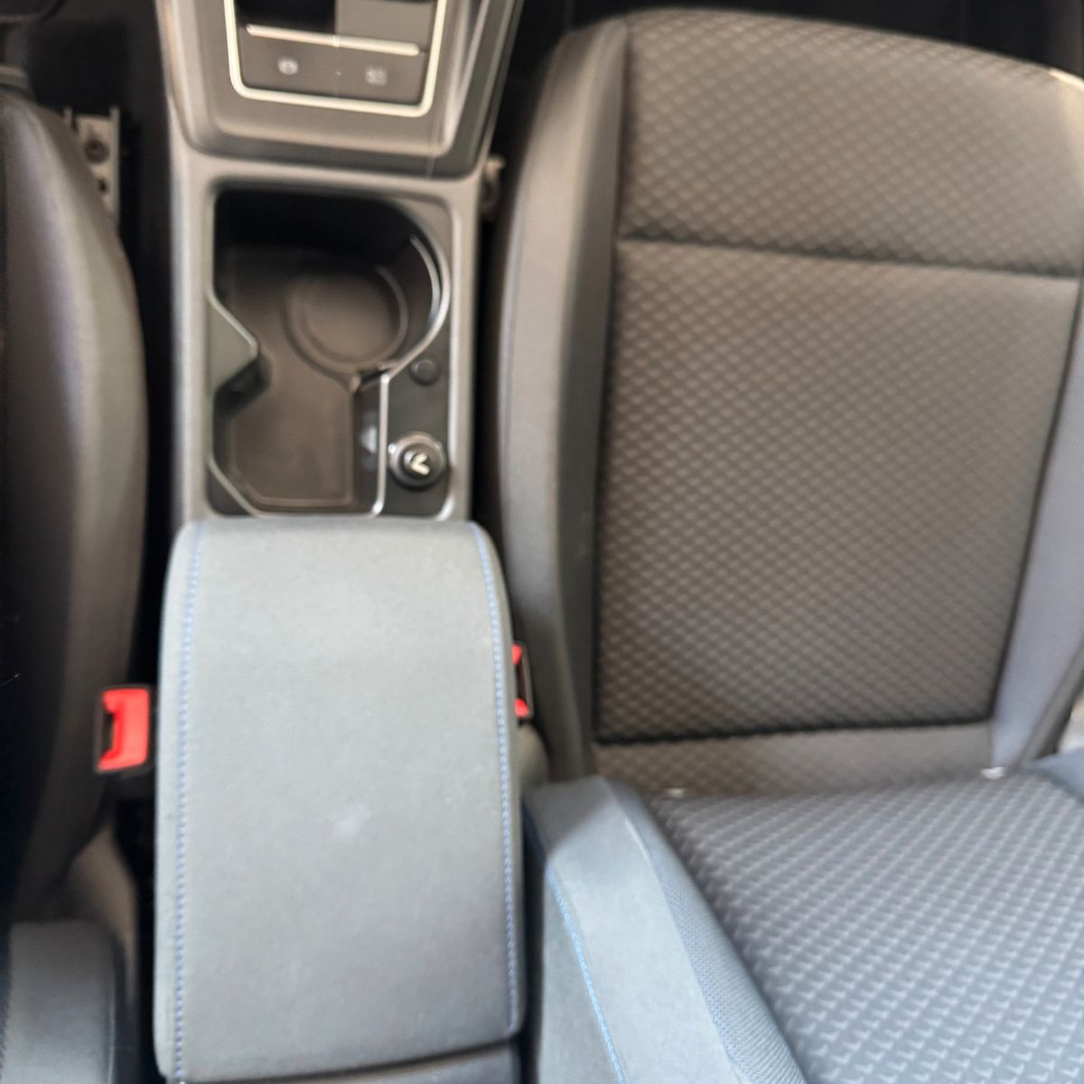 Volkswagen Golf VIII 1.5 TSI - Samsaru's Car Outlet