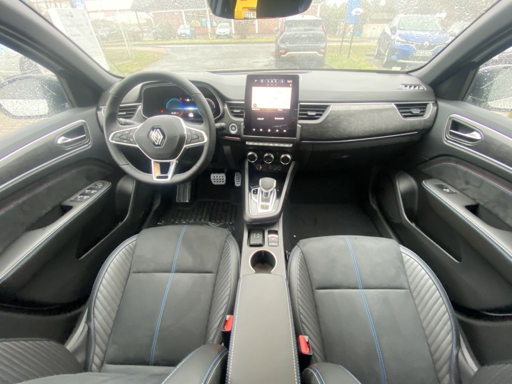 Renault Arkana E-TECH Full Hybrid 145 Espirit Alpine - Samsaru's Car Outlet