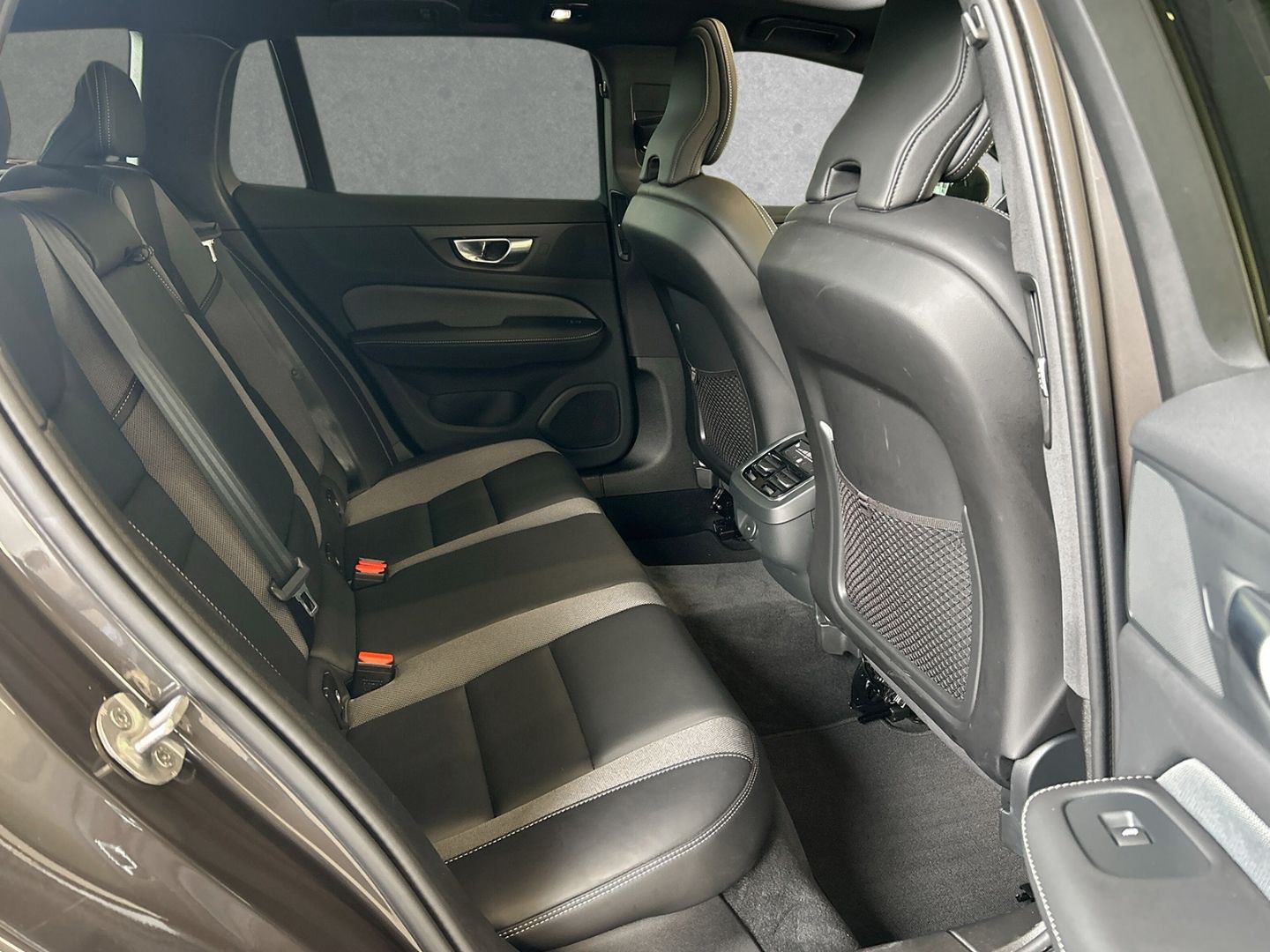 Volvo V60 Cross Country B4 AWD Diesel Ultimate 360°/AH