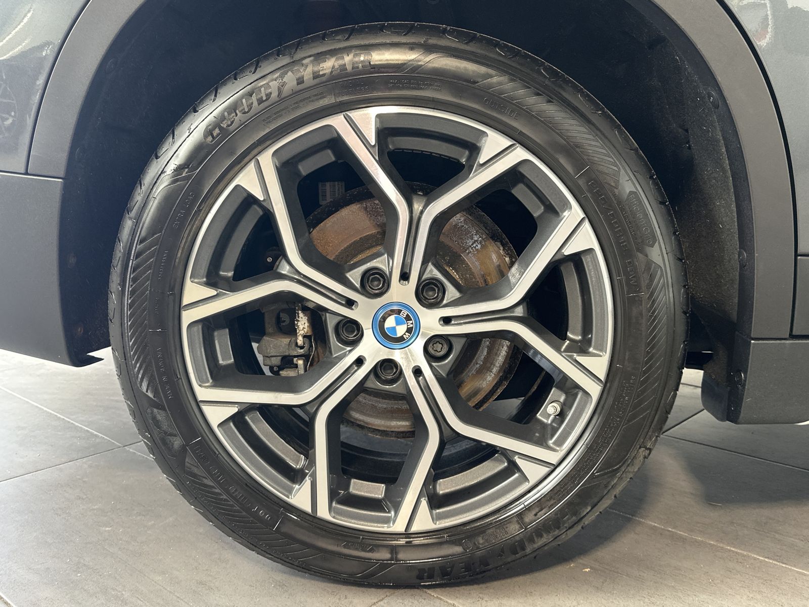 BMW X1 xDrive25e xLine - Samsaru's Car Outlet
