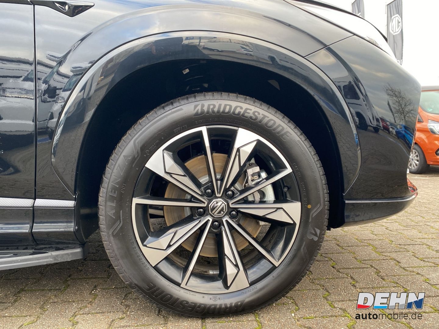 MG HS Plug-In-Hybrid 1.5T 21kWh 2WD LUXURY Navi 360