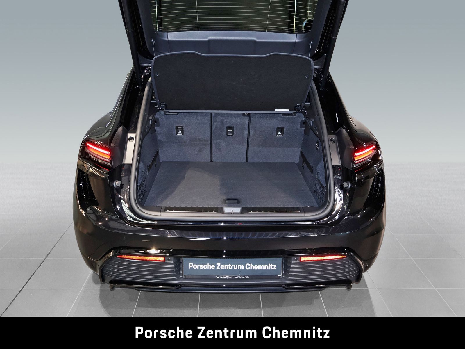 Porsche Macan Turbo Sport-Chrono;AHZV;4-Zonen Klima;Sitz