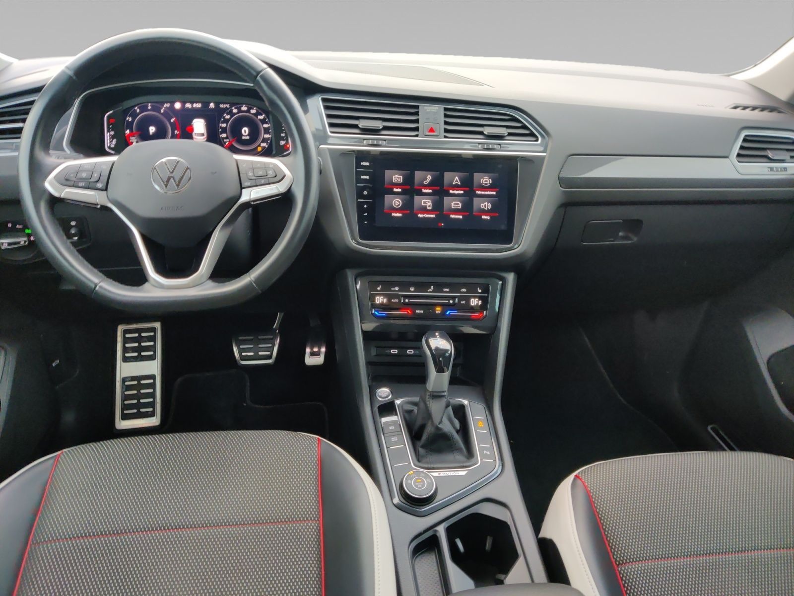 Volkswagen Tiguan 2.0 TSI DSG Life 4Motion HUD AHK