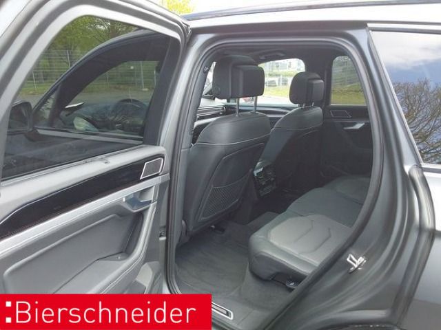 Volkswagen Touareg 3.0 TDI R-Line Black AHK PANO STAND HUD