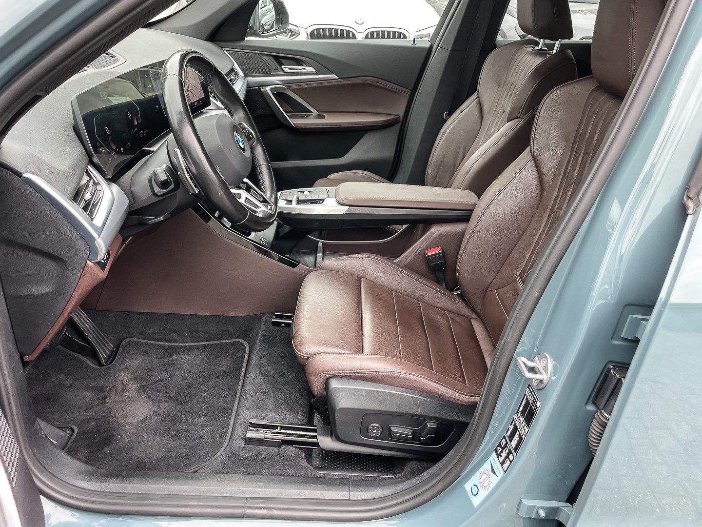 BMW X1 xDrive20d - Samsaru's Car Outlet