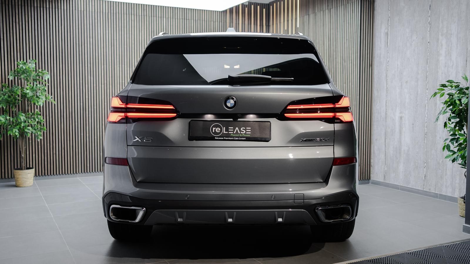 BMW X5 xDrive30d M-Sport HuD AHK 360 Luft H&K Softcl