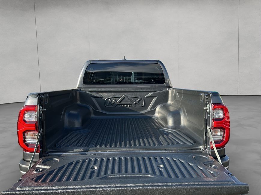 Toyota HiLux 4x4 Double Cab Invincible