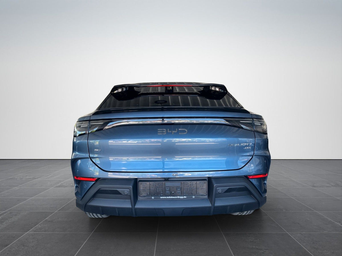 BYD Sealion 7