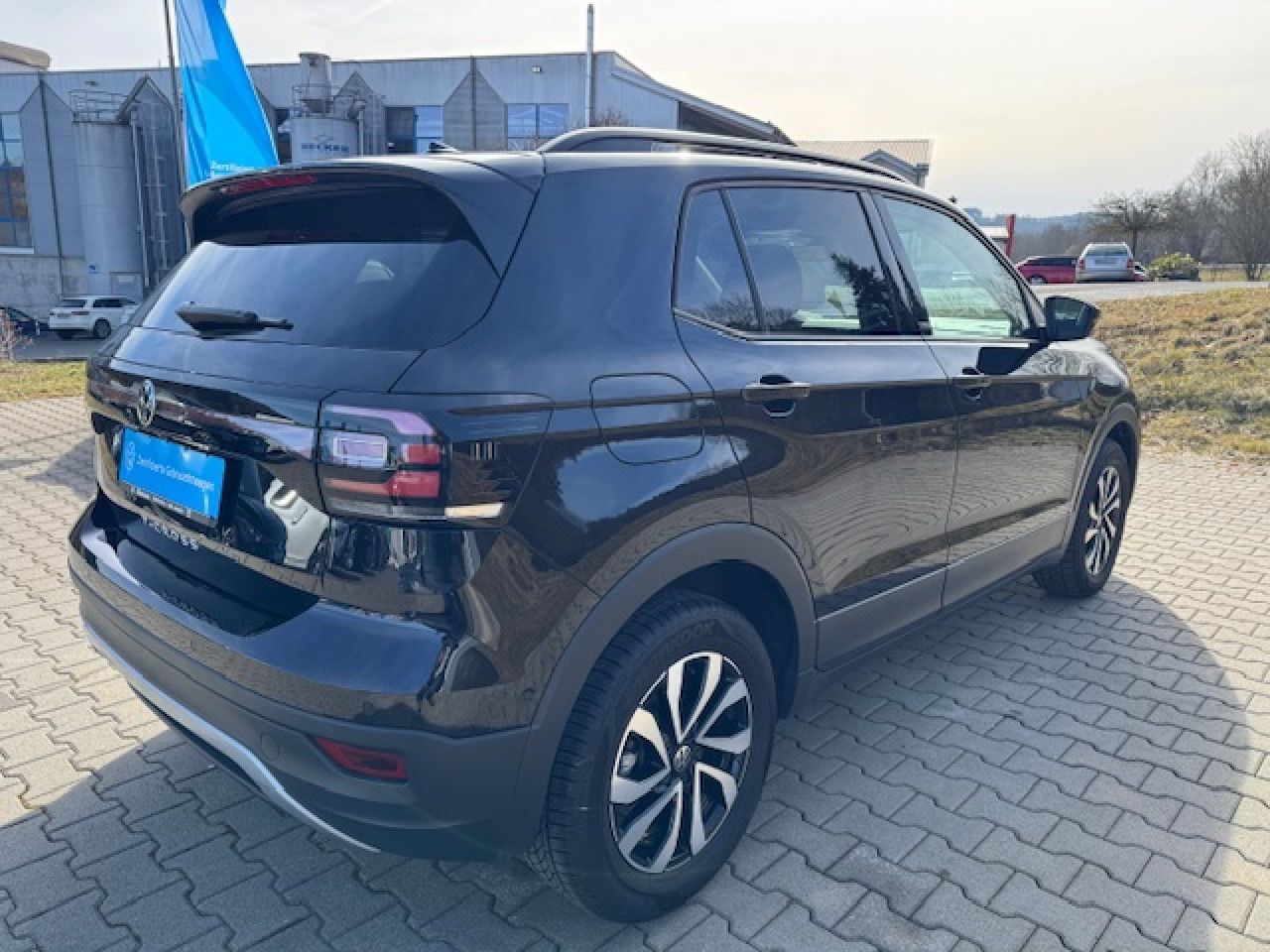 Volkswagen T-Cross Active 1.0 TSI - Samsaru's Car Outlet