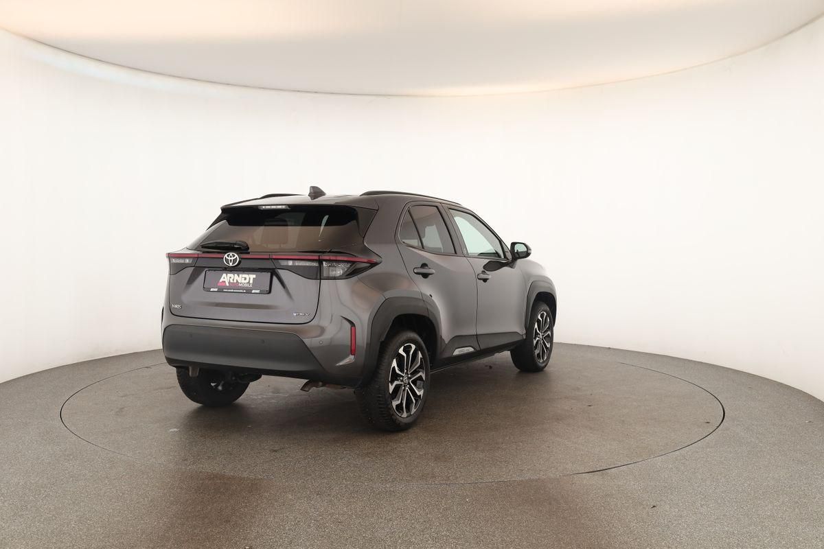 Toyota Yaris Cross CVT Team D LED Navi SHZ iACC Kam 17"