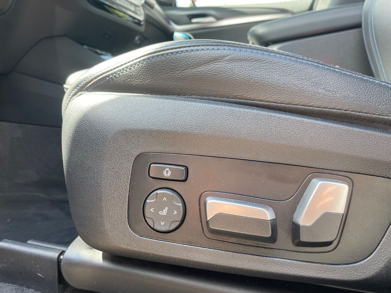 BMW iX3 Impressive*Panora*Head*360°*Laser*AHK*Kardon