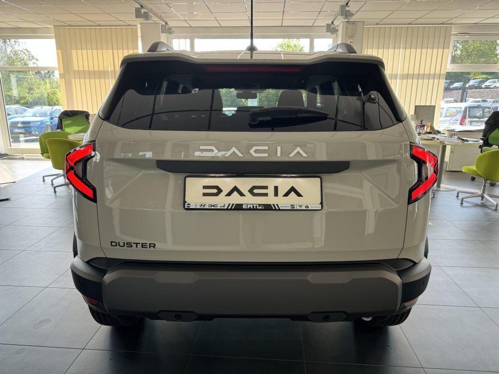 Dacia Duster Neuer Journey TCe130 - Samsaru's Car Outlet