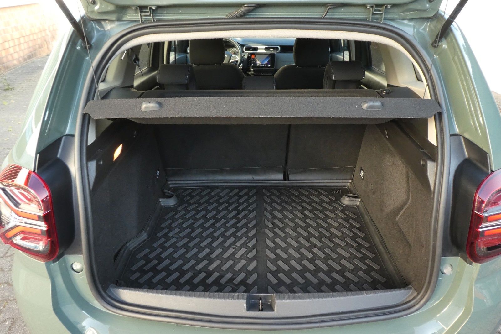 Dacia Duster TCe 130 Journey+ - Samsaru's Car Outlet