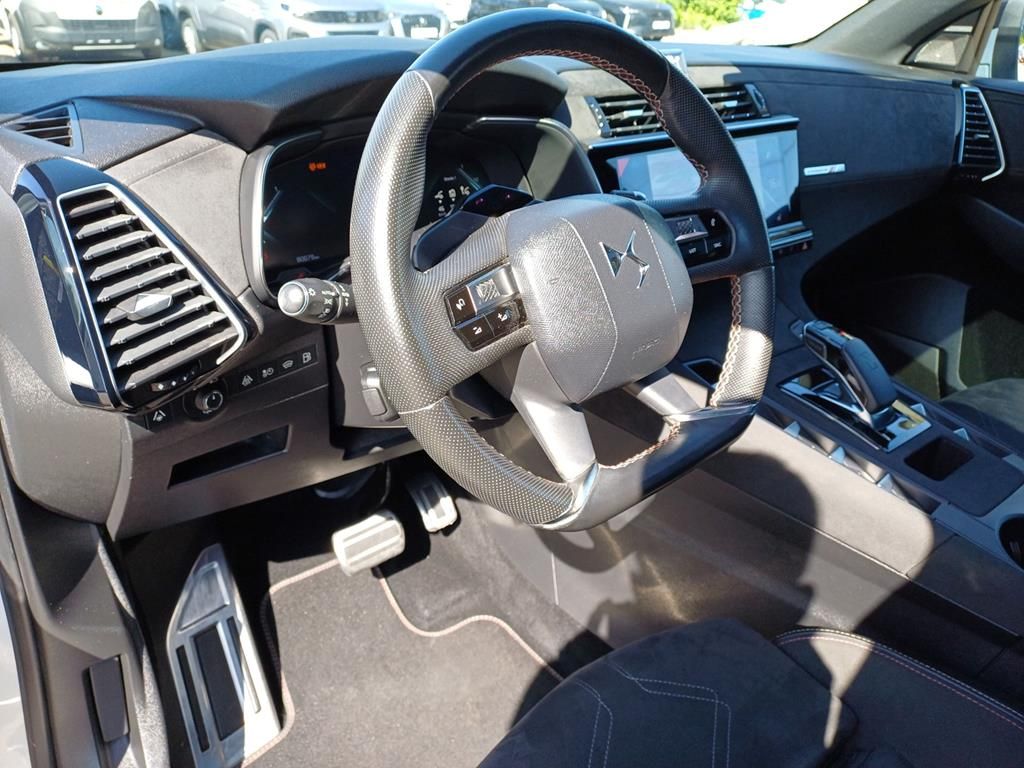 DS Automobiles DS7 Crossback E-Tense 225 Performance Line