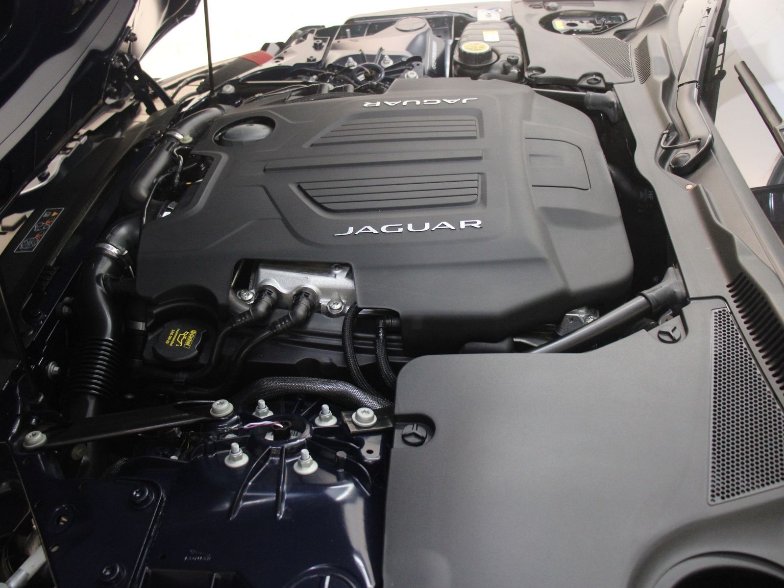 Jaguar F-Type Coupe P575 AWD UPE 174.820 Aut. ZP Editio