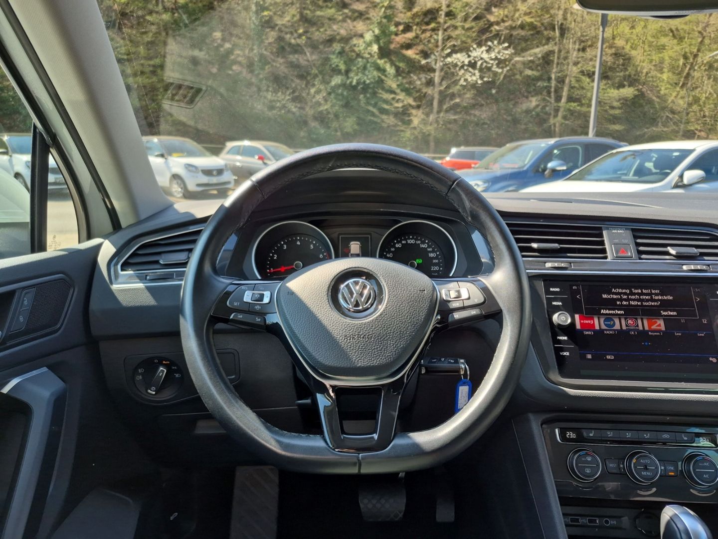 Volkswagen Tiguan 2.0 R-Line 4Motion - Samsaru's Car Outlet