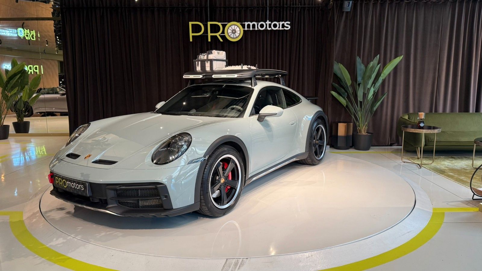 Porsche 911 Dakar