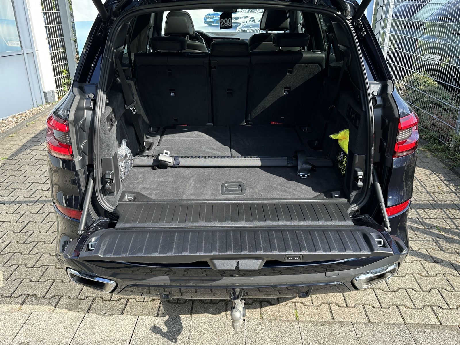 BMW X5 xDrive30d M Sport 2-Achs-Luft StHzg 7-Sitzer