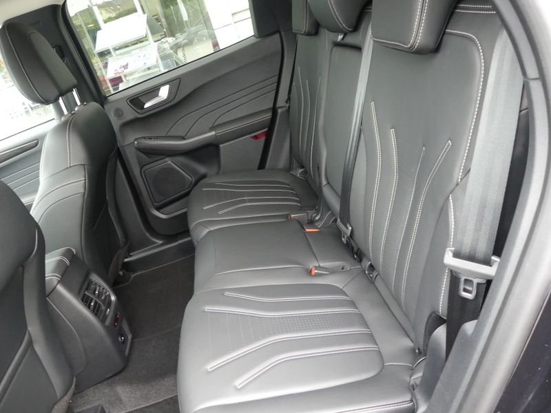 Ford Kuga Vignale PHEV - Samsaru's Car Outlet