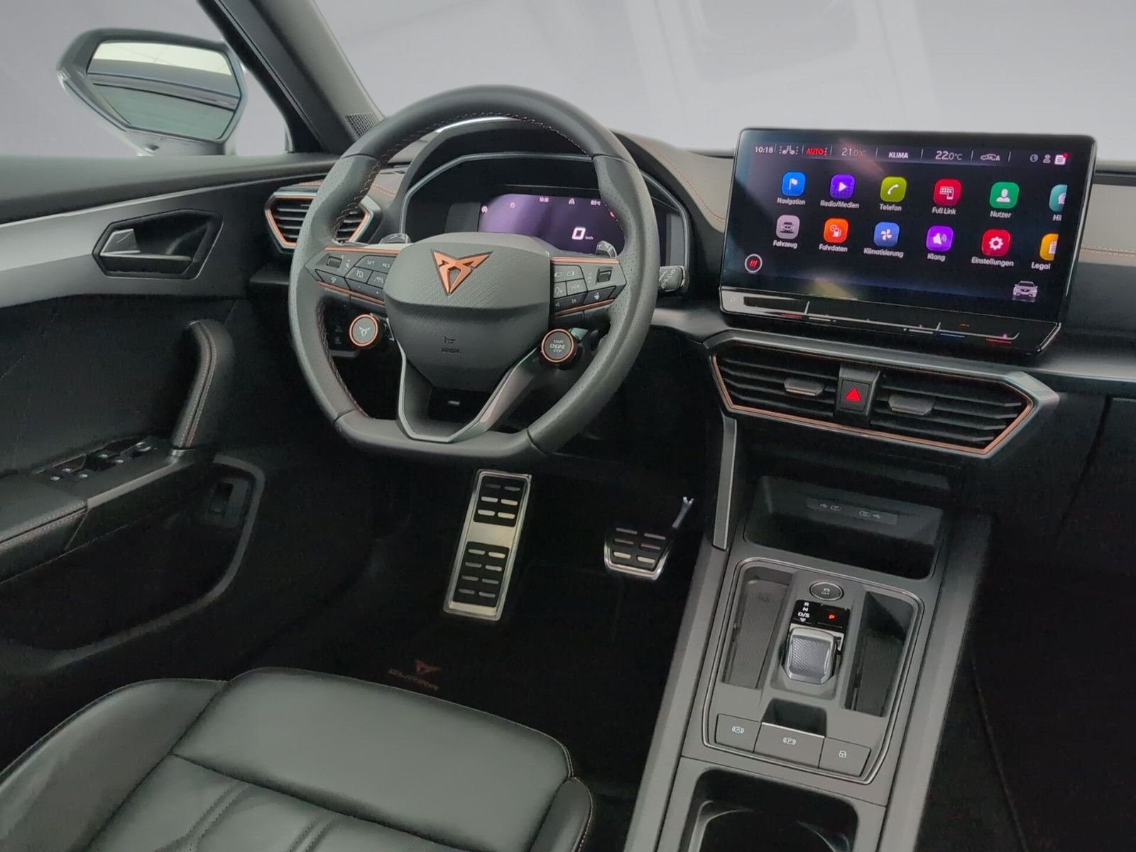 Cupra Formentor 2.0 TSI VZ AHK PANO LEDER COPPER MATT