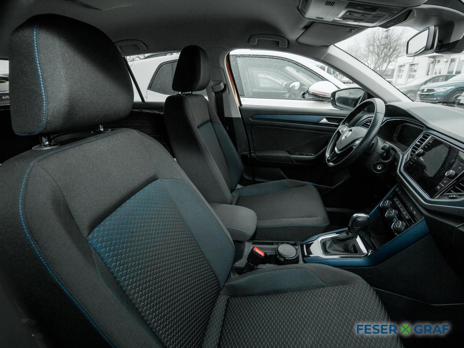 Volkswagen T-Roc 1.5 TSI United DSG - Samsaru's Car Outlet